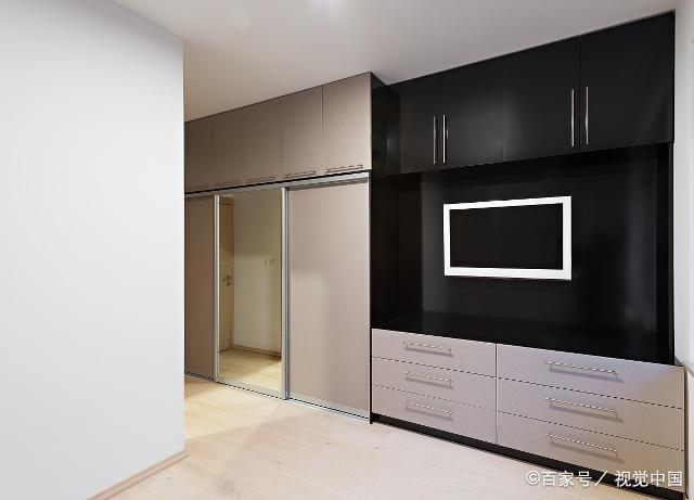 去选“定造衣柜”，带了设计师闺蜜，4个问题“问倒”商家